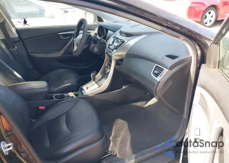 2013 Hyundai Elantra Limited z USA, uszkodzony, nr VIN 5NPDH4AE4DH259353